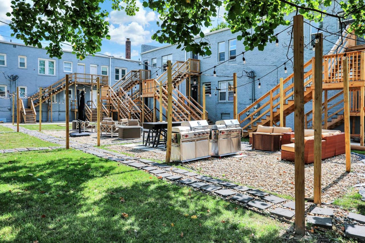 The Village Downtown West Indianapolis Bagian luar foto